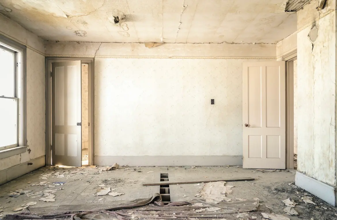 Waste disposal crew managing a cleanout project in Columbia Falls